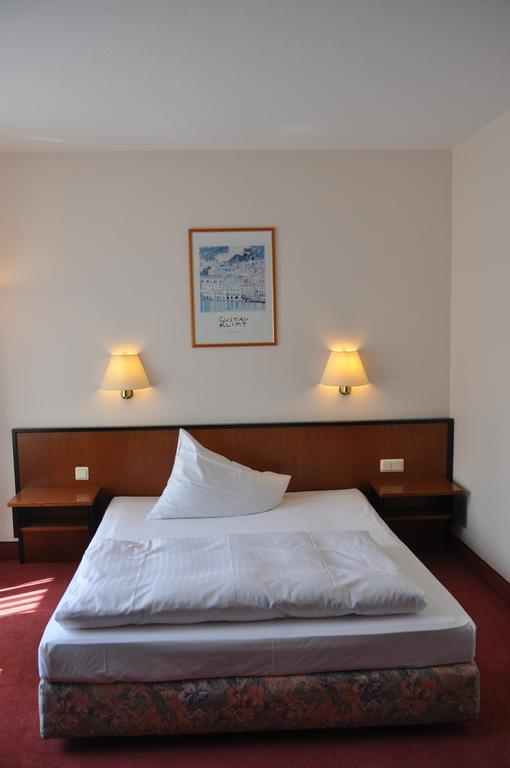 City Hotel アッシャースレーベン エクステリア 写真