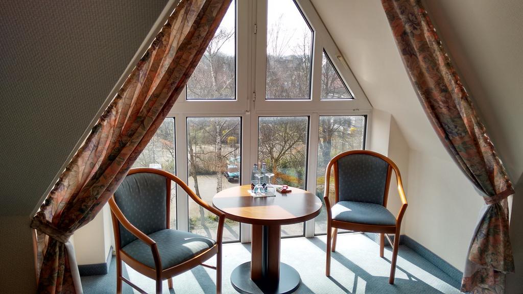 City Hotel アッシャースレーベン エクステリア 写真